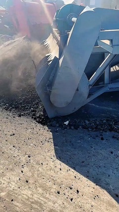 施工簡單,改造周期短,綜合造價(jià)低#水泥路面碎石機(jī) #黑龍江多錘頭碎石機(jī)