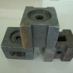 破碎機錘頭生產(chǎn)廠家專利技術(shù)性價比超高供應(yīng)商 山東京泰耐磨材料有限責(zé)任公司